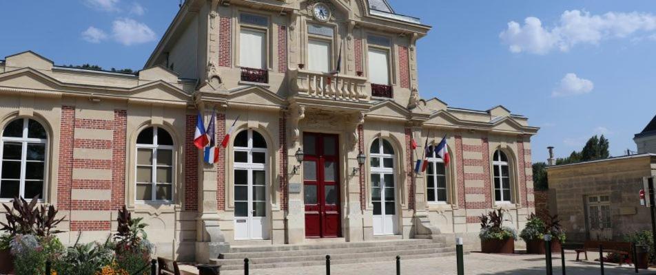 Le Peupleraie Chez L'Habitant Буасси-Сен-Лежер Экстерьер фото